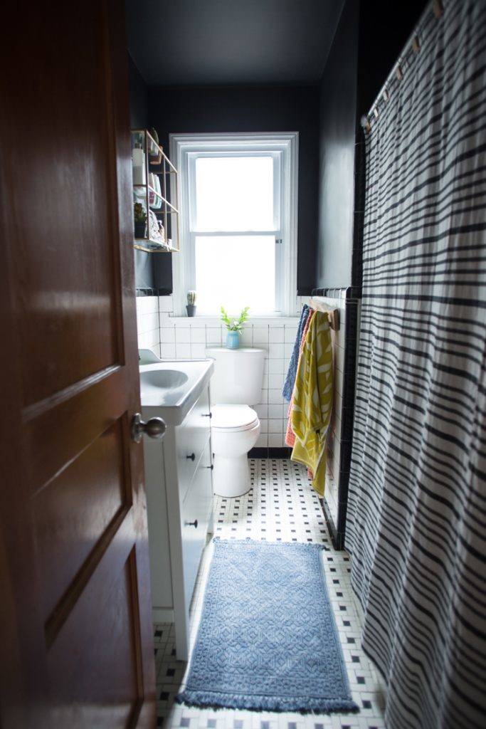 Small bathroom shower