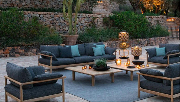 At Outdoor Home, we can help you create the ultimate gathering place for friends and family during the summer