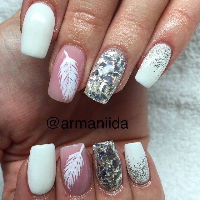 Attractive modern nail art design