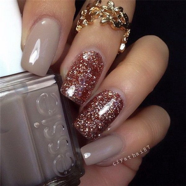 36 Perfect and Outstanding Nail Designs for Winter 2018; dark color nails; Gel nail; Fall nail; nude and sparkle nails; Easy winter nail; Grey nails