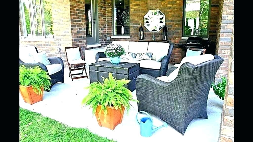 back patio furniture