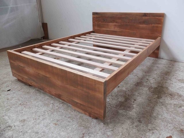 reclaimed wood bedroom furniture