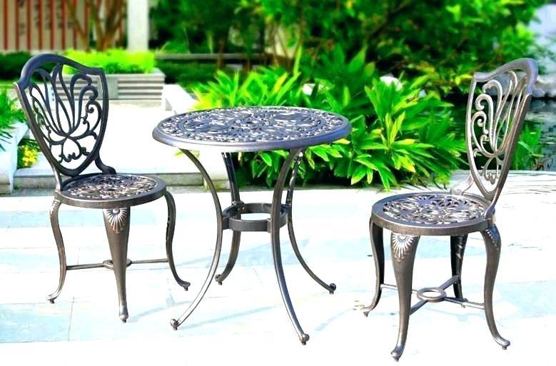 metal lawn furniture