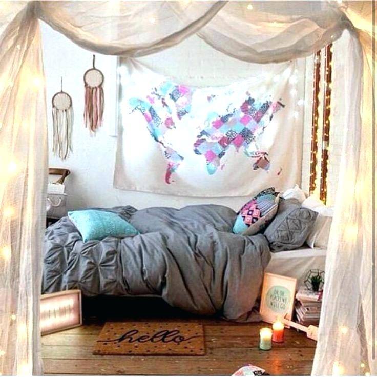 This pink little girl's room idea