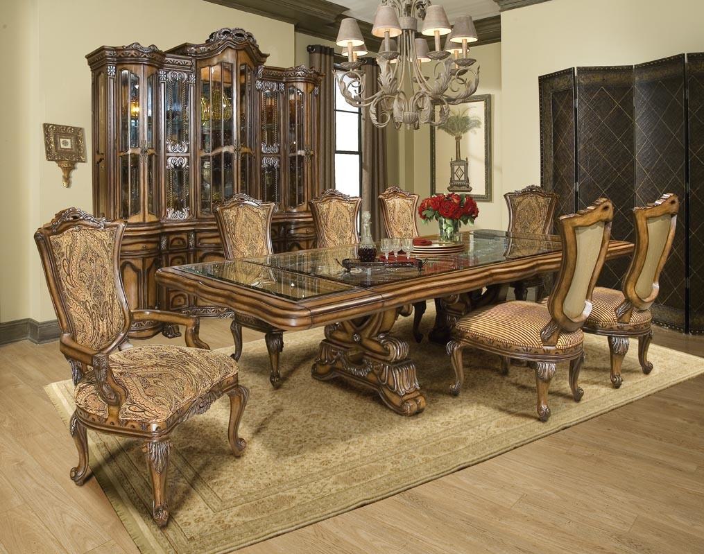 benettis italia furniture company square