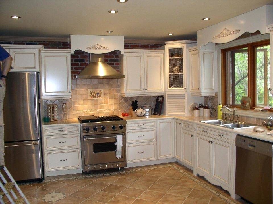 kitchen colors with light cabinets yellow kitchen paint kitchen paint colors with light wood cabinets yellow